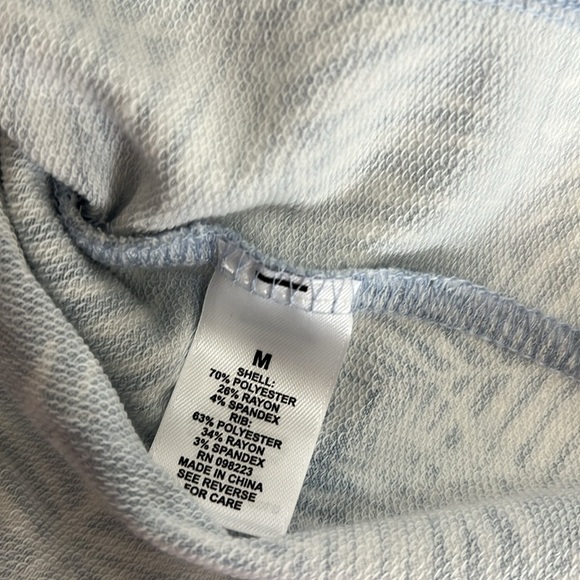 Freely Tropical Print Cropped Hoodie Light Blue  EUC Sz M - Picture 7 of 8